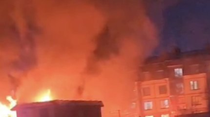 Два человека пострадали при пожаре на СТО в Костанае