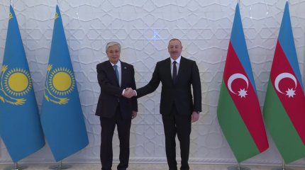 "Товарооборот вырос в пять раз с 2020 года": Токаев прибыл в Азербайджан с официальным визитом