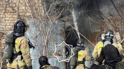 Крупный пожар тушат в технопарке Астаны (ВИДЕО)