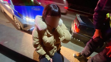 Патрульные спасли девушку в Уральске