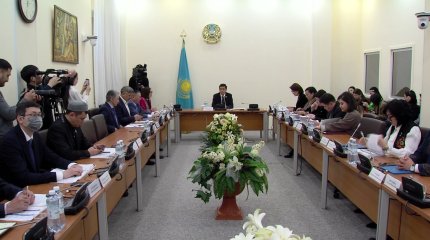 «МӘМС халықтың қанын ішіп бітті», - депутат