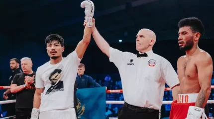 Қазақстандық кәсіпқой боксшы 17-жеңісіне жетті