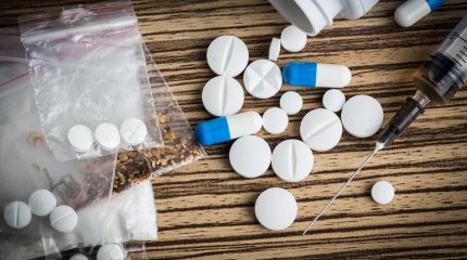 Жителя ЗКО осудили на 10 лет за продажу наркотиков в Атырау