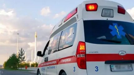 Батыс Қазақстанда үш автокөлік соқтығысып, 5 адам зардап шекті