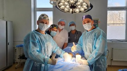 Алматыда 9 жастағы қызға бір мезетте үш операция жасалды