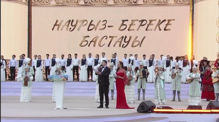 "Жаңа жылды жақсы ниетпен, пайдалы іспен бастау – талайдан қалыптасқан дәстүр", - Президент
