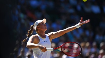 Рыбакина вышла в четвёртый круг WTA-1000 в Майами