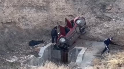 Смертельная авария в Жетысу: четыре человека перевернулись в авто (ВИДЕО)