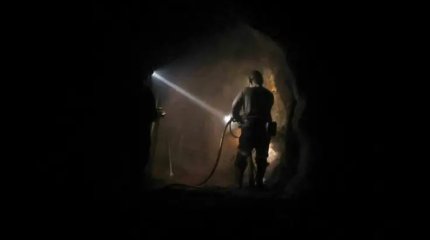 Ресей шахтасында екі жұмысшы үйінді астында қалып қойды