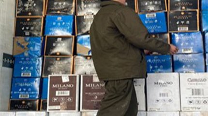 Контрабандные сигареты на один миллиард тенге пытались ввезти в Казахстан