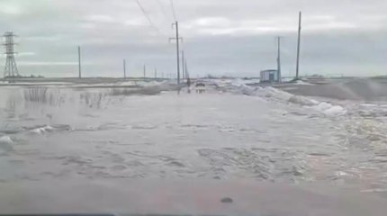 Ақмола облысында бірқатар жолды су басты