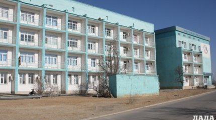 Травмы получили двое детей в Актау: мальчик – на эскалаторе, девочка – на качелях