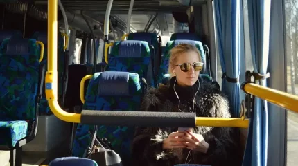 Ақтөбелік қыз-келіншектер мереке күні қоғамдық көлікте тегін жүреді