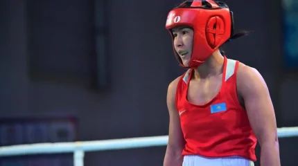 Жайна Шекербекова жарыс жолынан шығып қалды