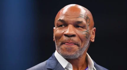 Алпысты алқымдаған "темір" Тайсон шаршы алаңға қайта оралады