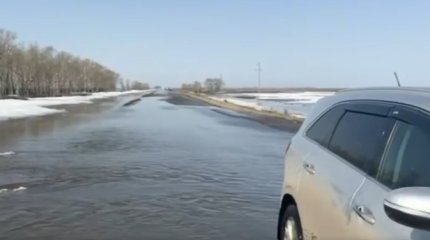 14 республиканских трасс пришлось закрыть из-за переливов талой воды