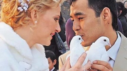 Каждый пятый брак в Казахстане - межэтнический