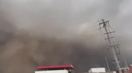 Қытайдың Хами қаласын шаңды дауыл басып қалды