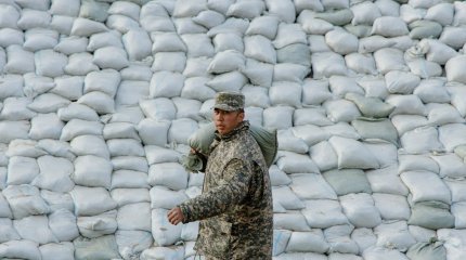 Дамбу для защиты Атырау строят депутаты от «AMANAT»