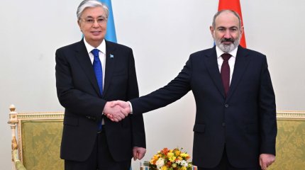 Президент Казахстана провел переговоры с Премьер-министром Армении в узком составе