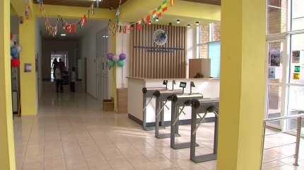 Большая конкуренция и высокие требования: как поступить в элитную столичную школу?