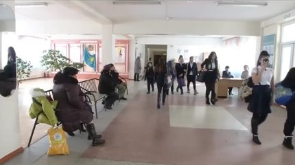 Мектеп директорының орынбасары мен  бас есепші 11 млн теңге жымқырған