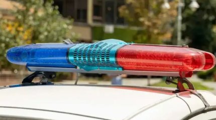 Оралда полицейлерден қашқан ер адам суға секіріп кетті