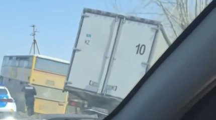 Авария с автобусом произошла в Костанае