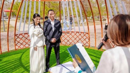 Сквер молодоженов появился в Астане