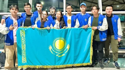 Оқушалыр Менделеев олимпиадасында бақ сынайды