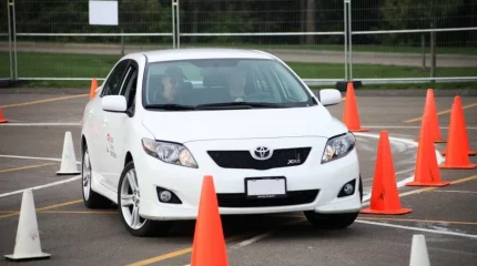 Елімізде жүргізуші куәлігін алу үшін автомектепте оқу міндеттелмек