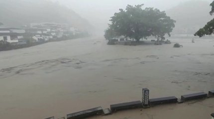 Қытайда соңғы 50 жылда болмаған алапат тасқын болды