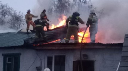 Өрт сөндірушілер төрт газ баллонын шығарды