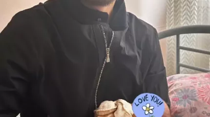 Шавкат Рахмонов жаңа туған сәбиін көрсетті