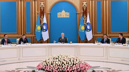 «Обстоятельства подтверждают актуальность главных ценностей – единства и солидарности», - Токаев на сессии АНК