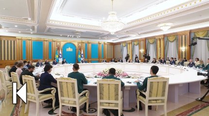 Сократить бюджетные расходы  в пользу ликвидации последствий паводков поручил Токаев