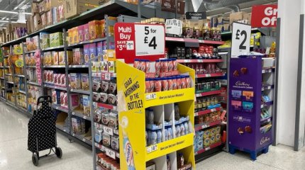 Ұлыбританияда дүкен ұрлығы рекордтық деңгейге өсті