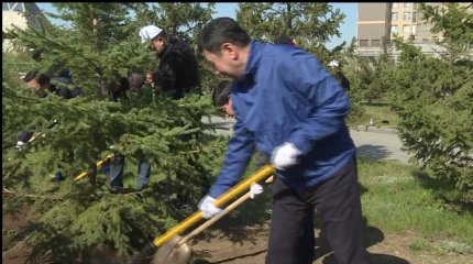 Мажилисмены присоединились к акции «Таза Қазақстан»