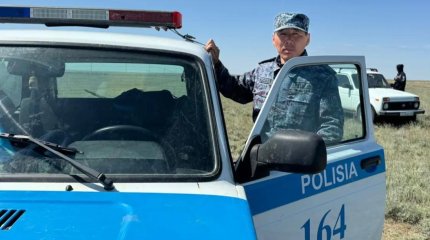 Ақтөбеде су басқан шалғай ауылды полиция күзетіп жүр