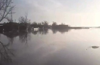 Почти на пять метров поднялась вода в реке Торгай за день: синоптики предупреждают о новых затоплениях