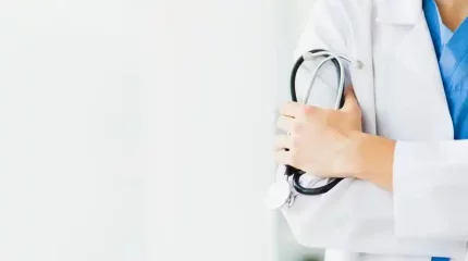 Астанада дәрігерлер жүкті науқастың басындағы қауіпті аневризмаға ота жасады