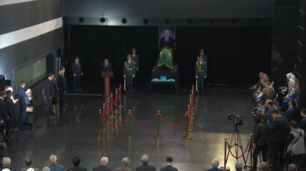 "Өмірбек Байгелдіұлы - егемендіктің берік іргетасын қаласқан тұғырлы тұлға", - М. Әшімбаев