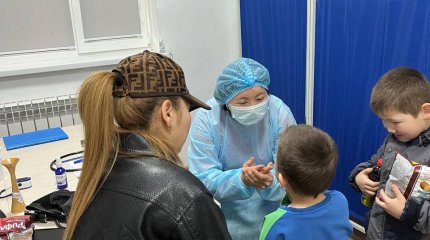 Три тысячи медработников несут службу на месте паводков