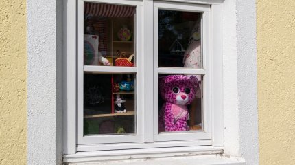 Девочка выжила после падения с пятого этажа в Павлодаре