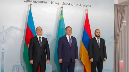 Әзербайжан мен Арменияның cыртқы істер министрлері келіссөз жүргізуге Алматыға барды