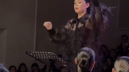Ақтаулық дирижер қыздың өнері көпшілікті тәнті етті