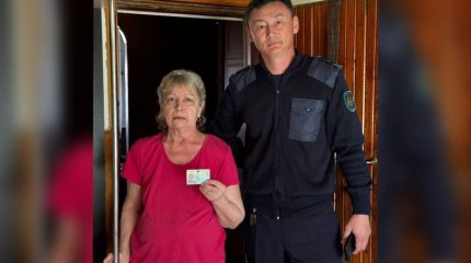 БҚО полицейлері құжаты жоқ әйелге көмектесті