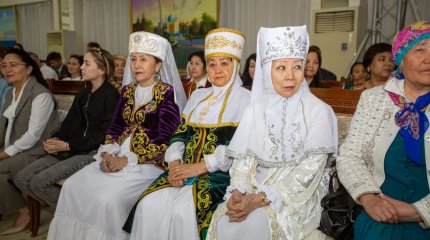 Монумент, посвященный бабушкам, появится в Восточном Казахстане