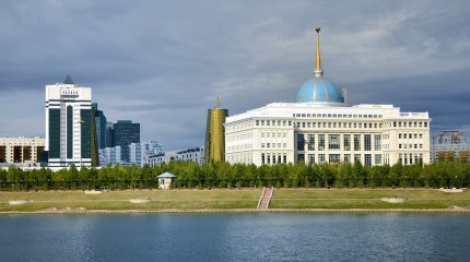 Токаев поручил усилить работу по ликвидации последствий паводков