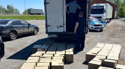 Больше 1,5 тонн контрафактного алкоголя изъяли на трассе в СКО